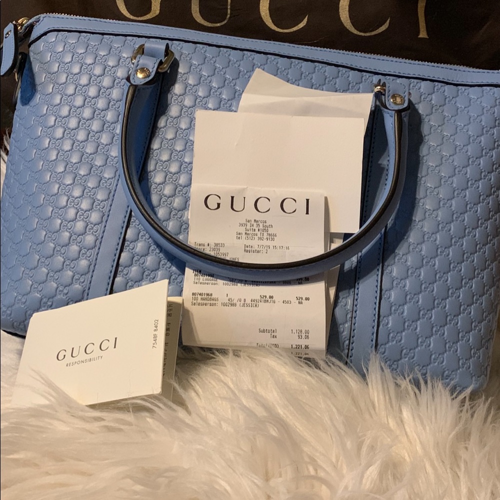 New authentic never used leather  Gucci handbag